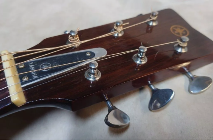 Yamaha FG-180 RED Label Acoustic Guitars Vintage From Japan - Image 4